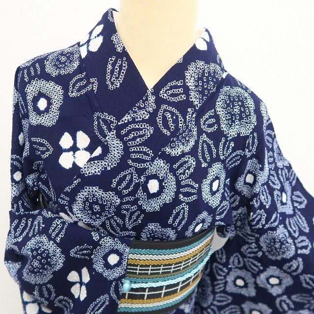 新品・浴衣】有松鳴海絞り 綿 夏着物 仕付け糸付 tomihisa“夏宵に咲く