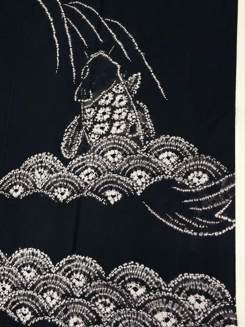有松鳴海絞り 浴衣 夏物 鯉の滝登り 青海波 綿 墨黒地 G024 - メルカリ