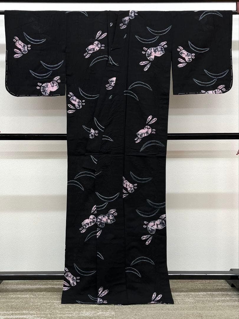 有松鳴海絞り 浴衣 夏物 兎 綿 躾糸付き 黒地 G013 - メルカリ
