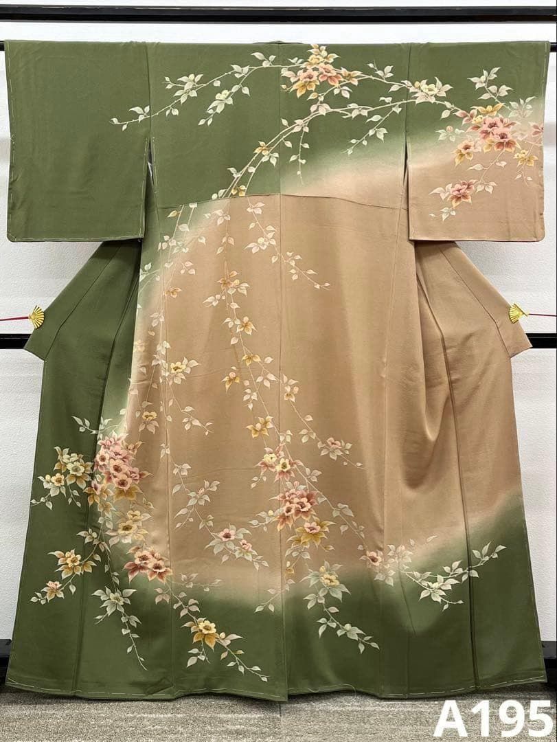 訪問着 枝花 正絹 躾糸付き A195