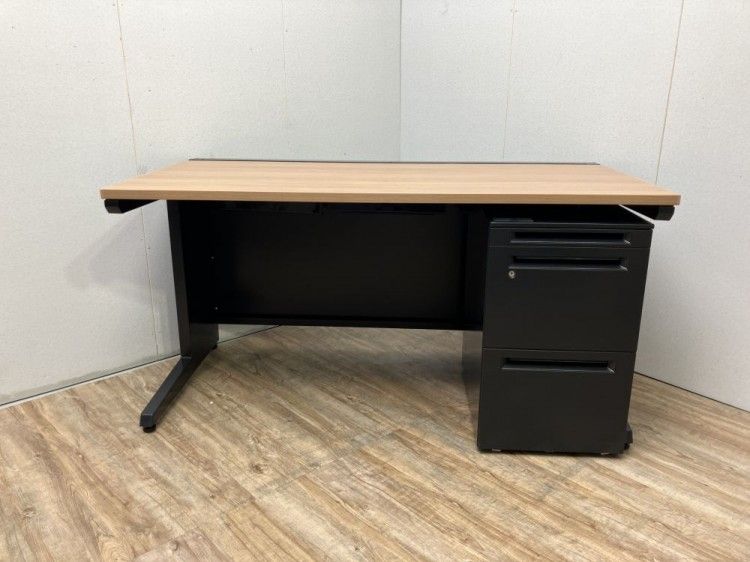 【中古品】オカムラ 1400平デスク+ワゴンセット ナチュラル