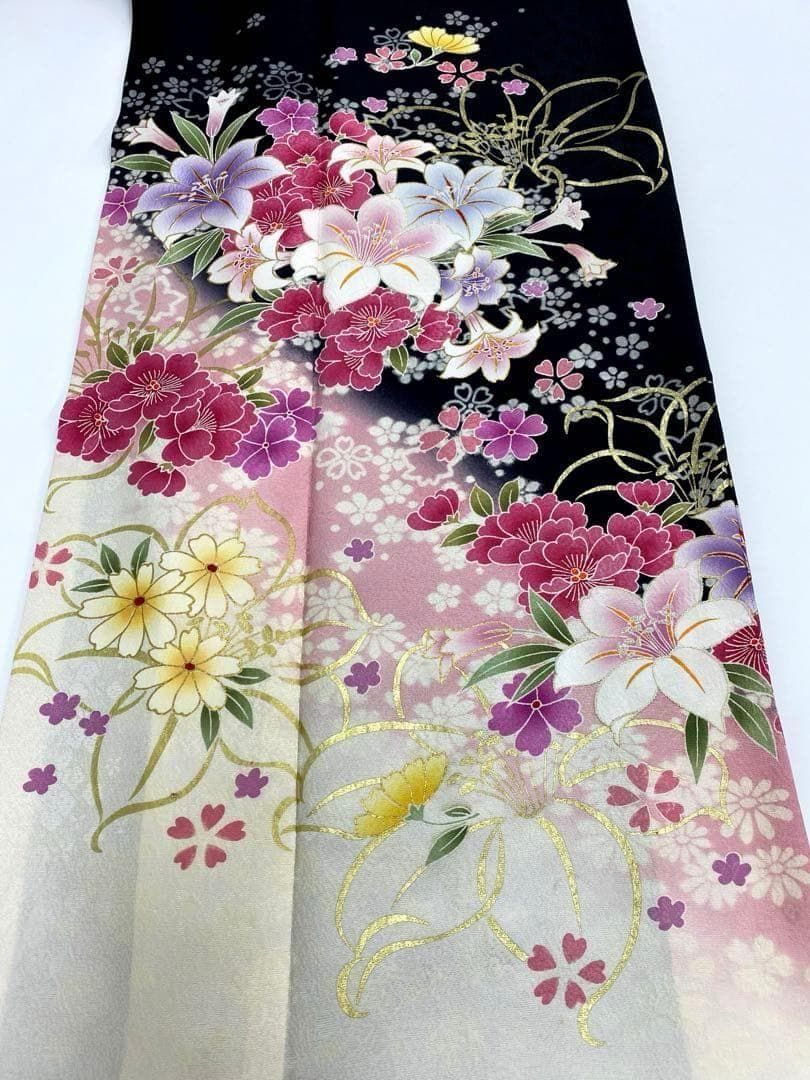 振袖 ラメ刺繍 金彩 紋意匠 身丈168cm 撥水加工済 MO3625 - メルカリ