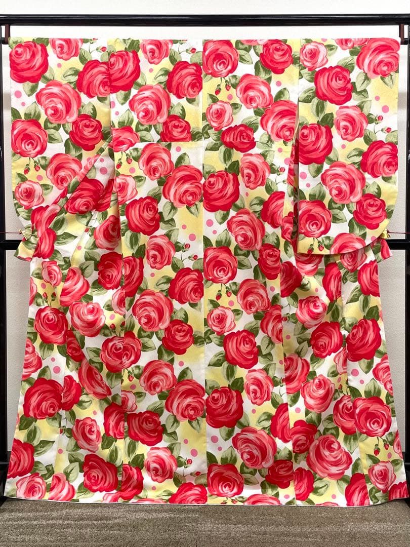 二尺袖 ポリエステル着物 ナカノヒロミチ 薔薇 袴向き MOP633