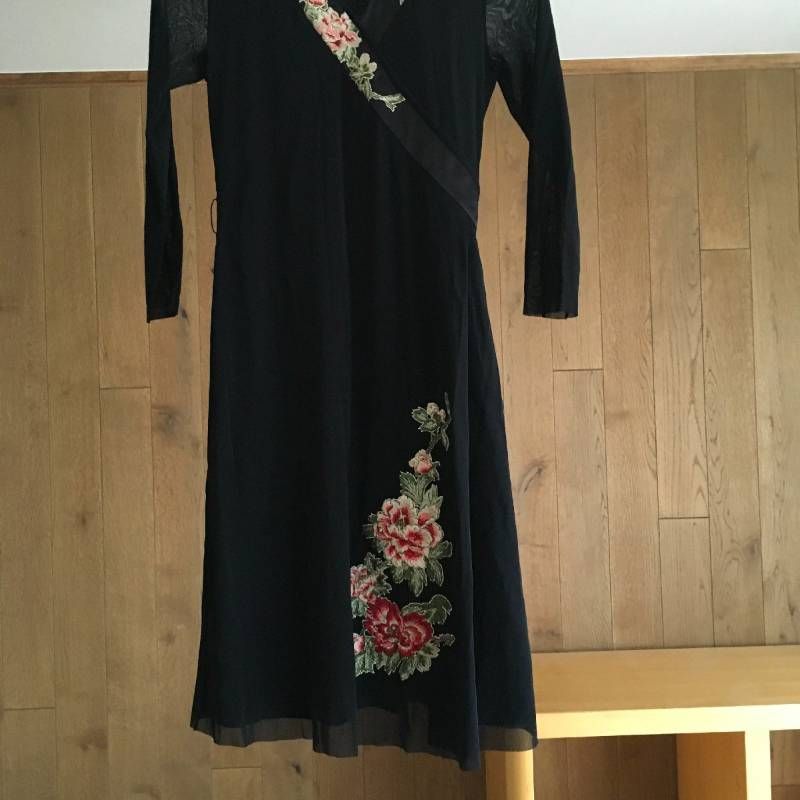 美品 VIVIENNE TAM(ヴィヴィアンタム パワーネット ワンピース0