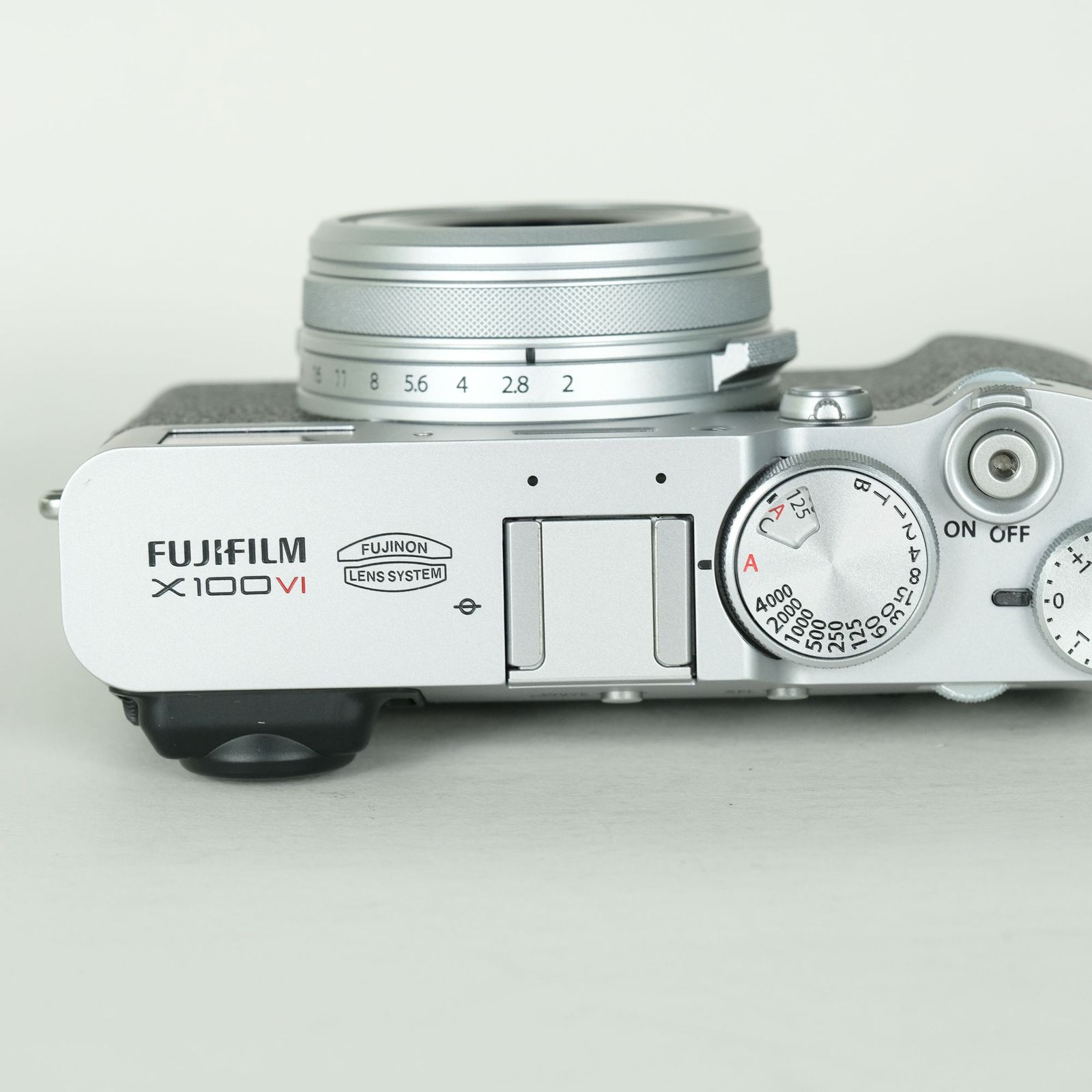 美品 | シャッター数1,200回｜別売り付属品付] FUJIFILM X100VI