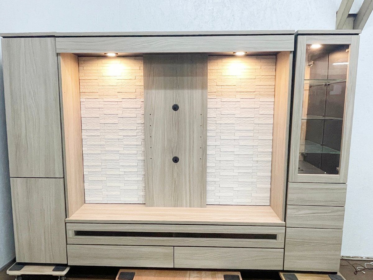 ▼すえ木工エコカラット 壁面収納 テレビボード キャビネット LED 照明付き リビングボード ナチュラルカラー 大型 飾り棚 収納 (貝1651)