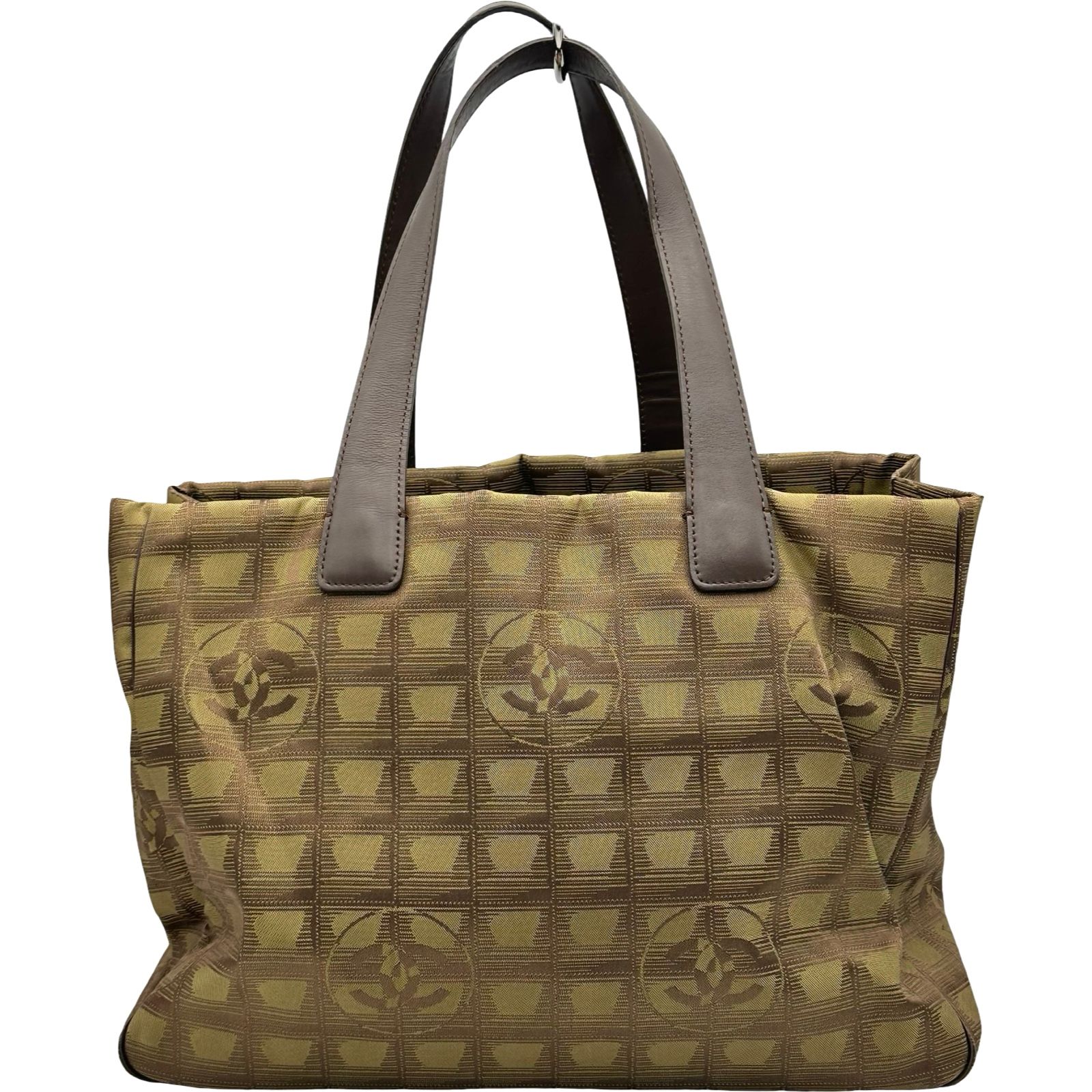シャネル CHANEL ニュートラベルライントートMM A15991 6番台 カーキ/ブラウン シルバー金具 ナイロン/レザー レディース トートバッグ
