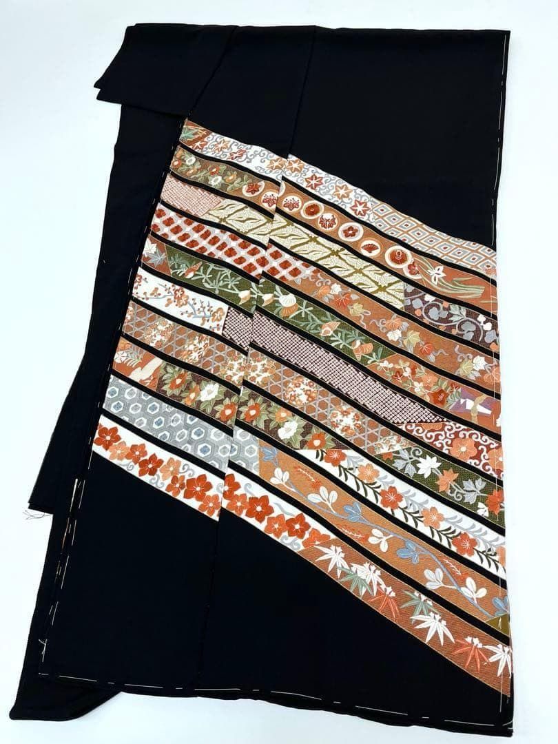 蘇州刺繍 黒留袖 仮絵羽 未仕立て品 正絹 八掛付き B028 - メルカリ