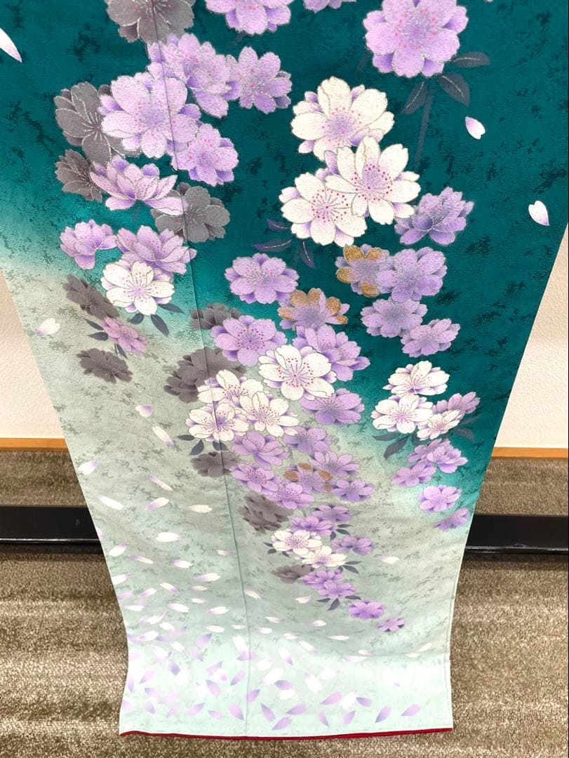 振袖 金彩 銀彩 紋意匠 桜 身丈164cm 撥水加工済 MO3715 振袖 金彩 銀彩 紋意匠 桜 身丈164cm 撥水加工済 MO3715 - メルカリ