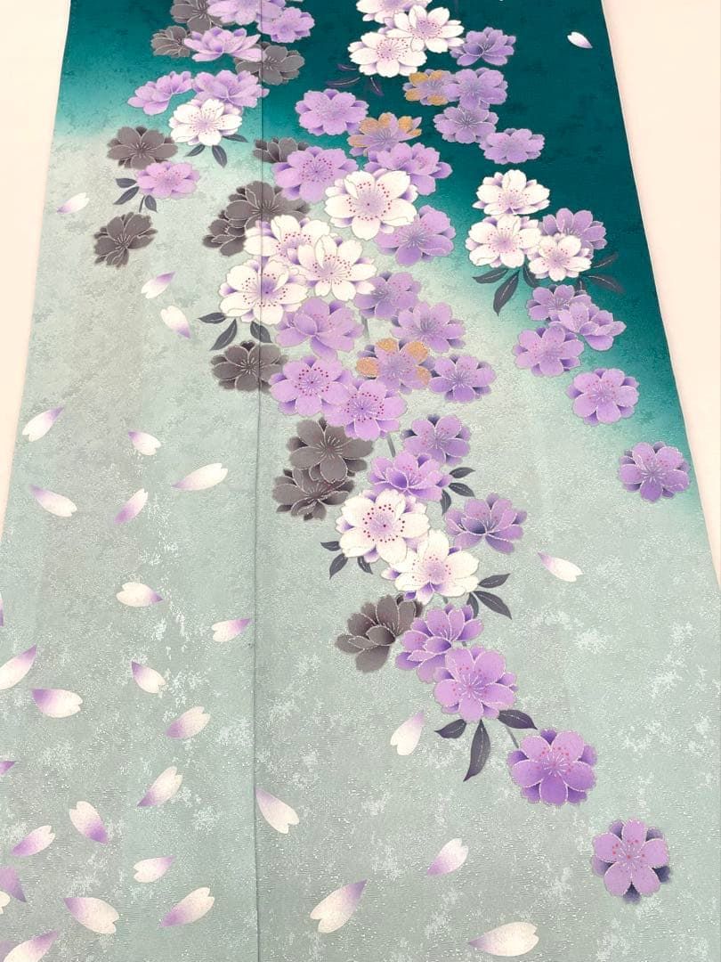 振袖 金彩 銀彩 紋意匠 桜 身丈164cm 撥水加工済 MO3715 振袖 金彩 銀彩 紋意匠 桜 身丈164cm 撥水加工済 MO3715 - メルカリ