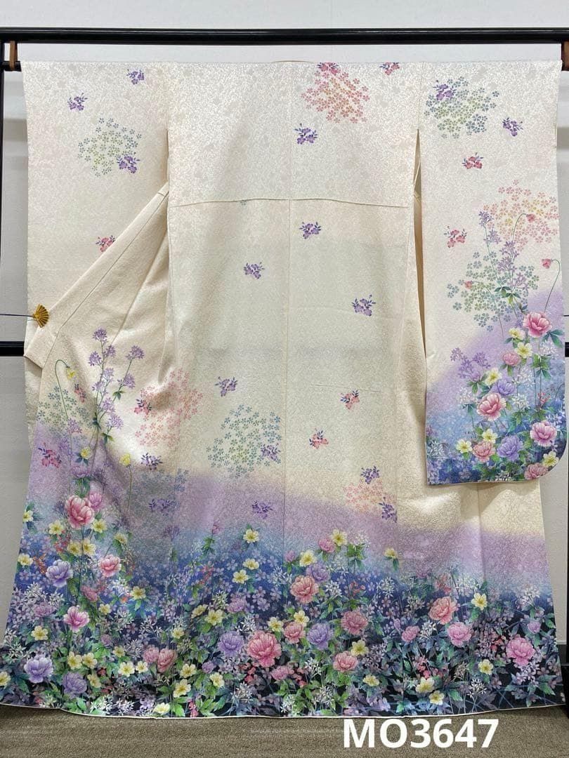 振袖 金彩 紋意匠 花畑 身丈163cm パールトーン加工済 MO3647 29,900円