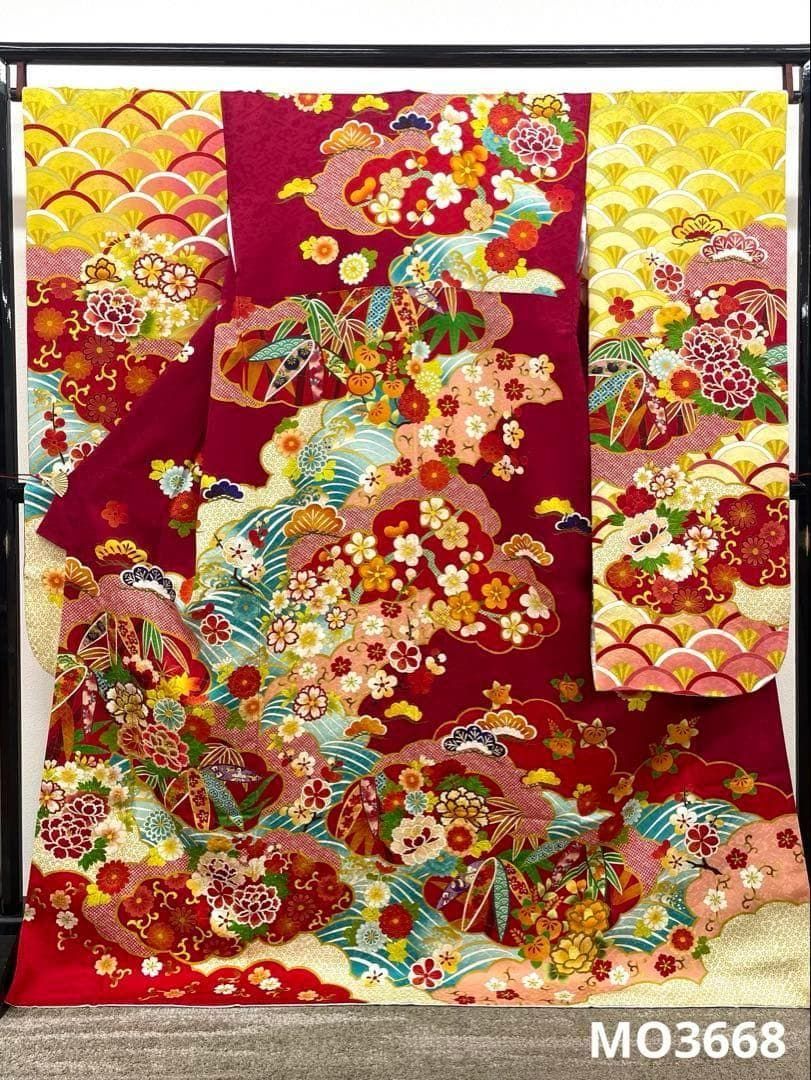振袖 金駒 ラメ刺繍 紋意匠 身丈167cm 撥水加工済 MO3668