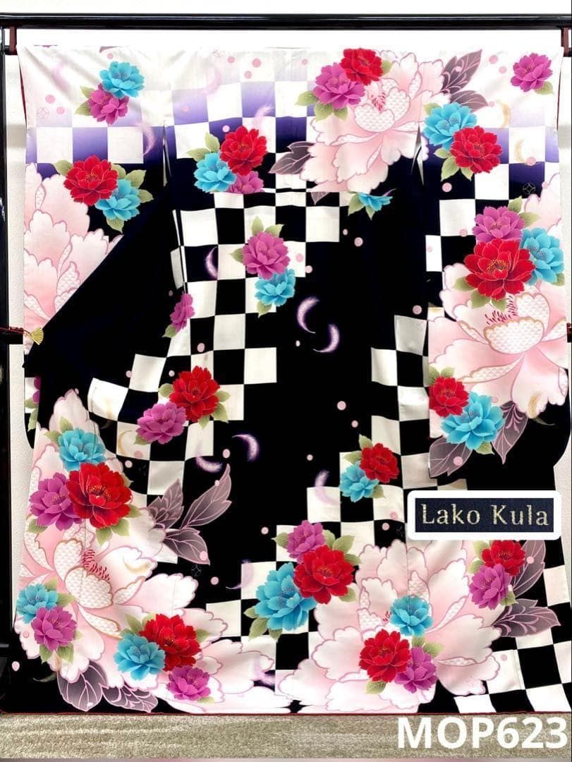 ポリエステル振袖 Lako Kula 縦銀通し 身丈170cm MOP623