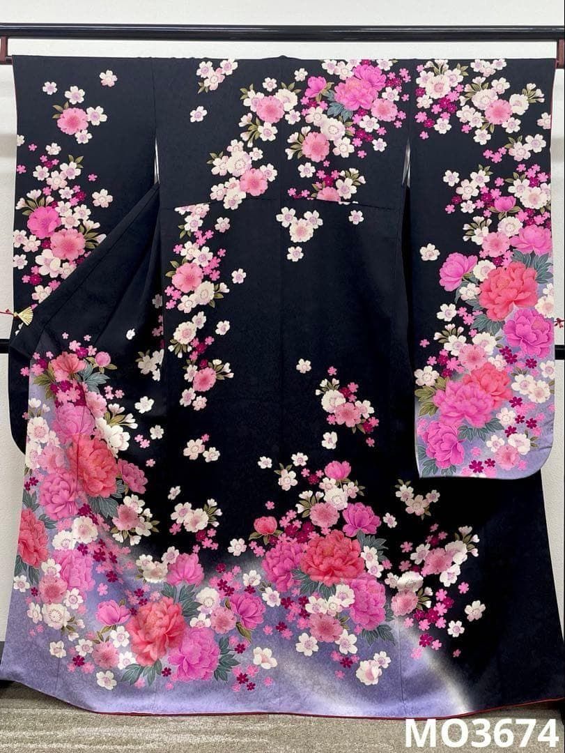 振袖 刺繍 金彩 紋意匠 身丈162cm 撥水加工済 MO3674