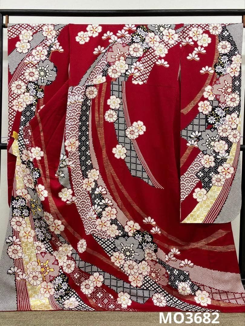 振袖 金駒 金彩 ふくれ織 身丈169cm 撥水加工済 MO3682