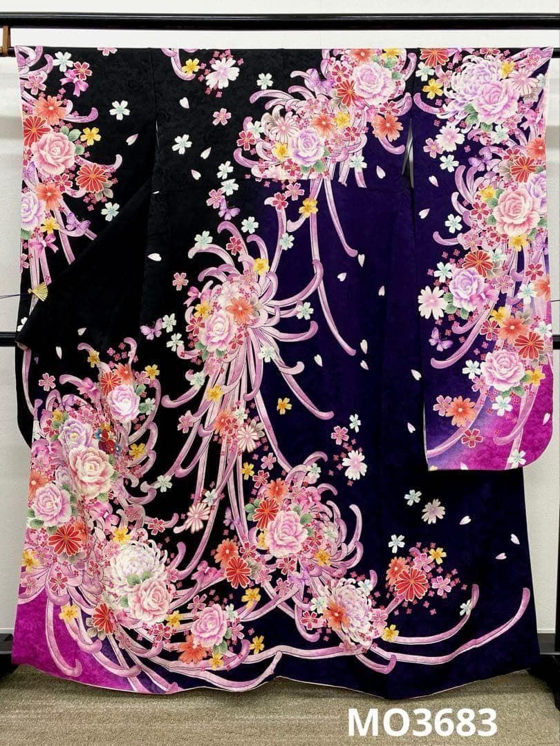 振袖 刺繍 金駒 金彩 身丈158cm 撥水加工済 MO3683