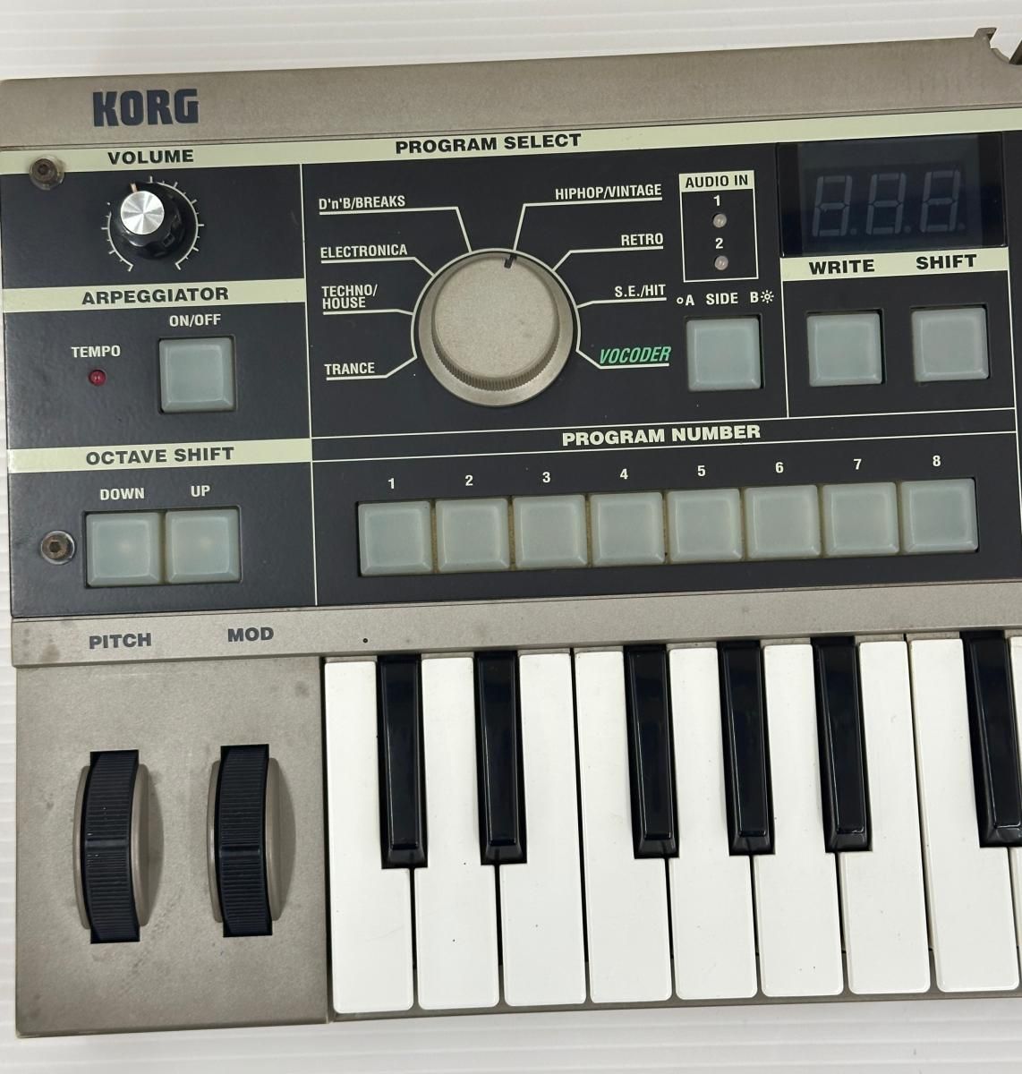 【ジャンク品】microKORG シンセサイザー ジャンク】KORG コルグ シンセサイザー microKORG 通電可 (2606193