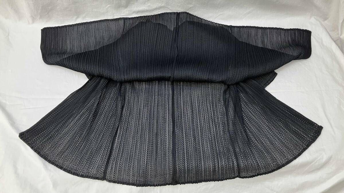 PLEATS PLEASE ISSEY MIYAKE プリーツプリーズ イッセイミヤケ