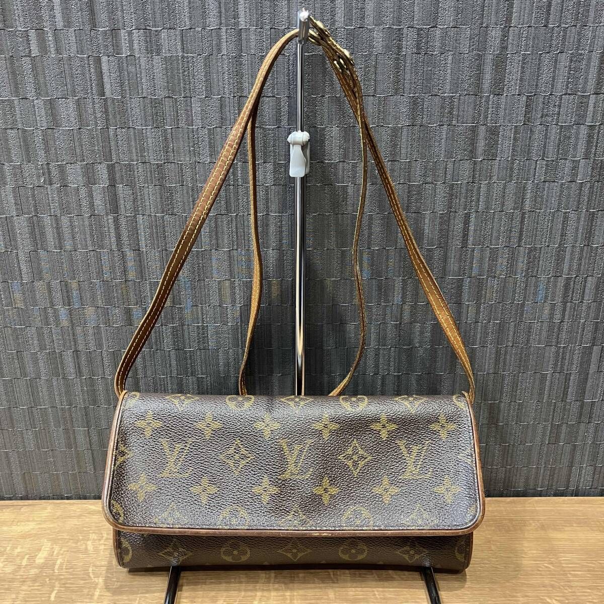 LOUIS VUITTON／モノグラム ポシェット・ツインGM／M51852／ルイヴィトン／ショルダーバッグ