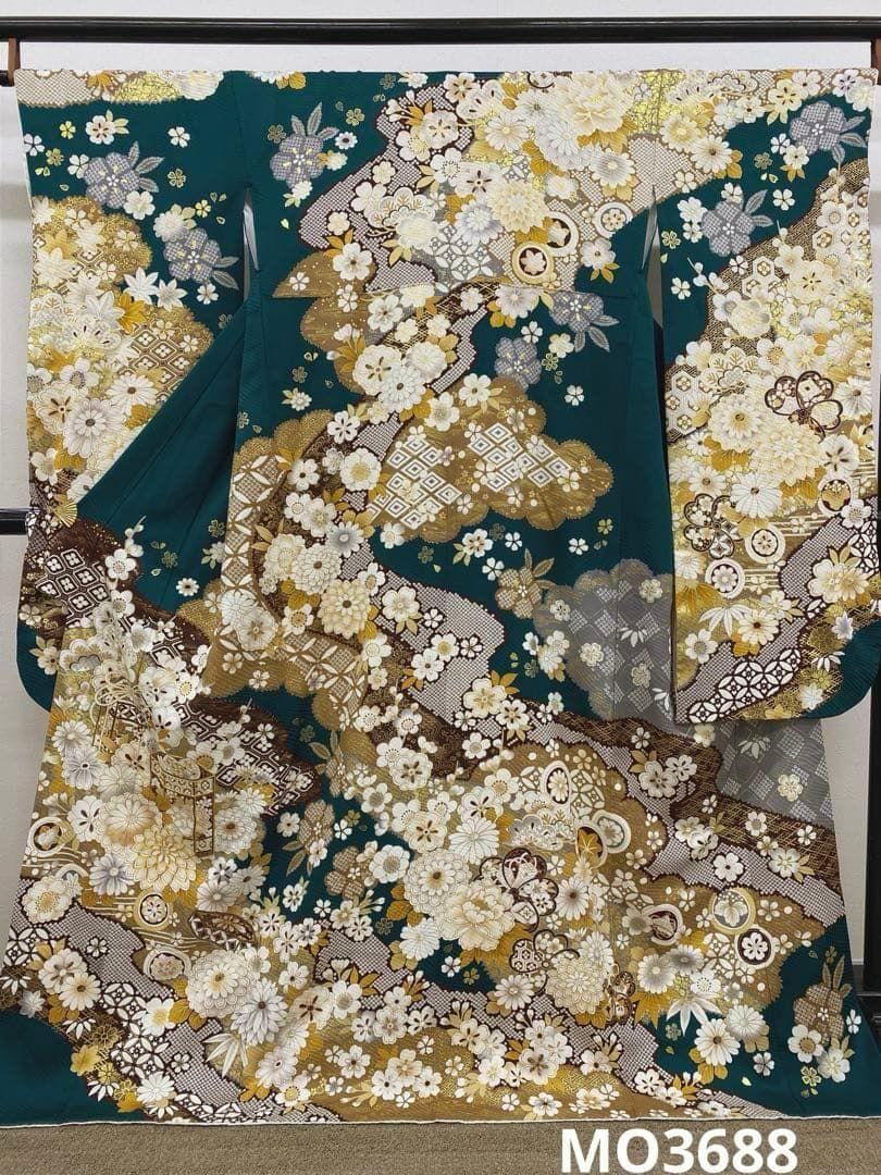 振袖 金駒 金彩 紋意匠 身丈168cm 撥水加工済 MO3688 振袖 金駒 金彩 紋意匠 身丈168cm 撥水加工済 MO3688 - メルカリ