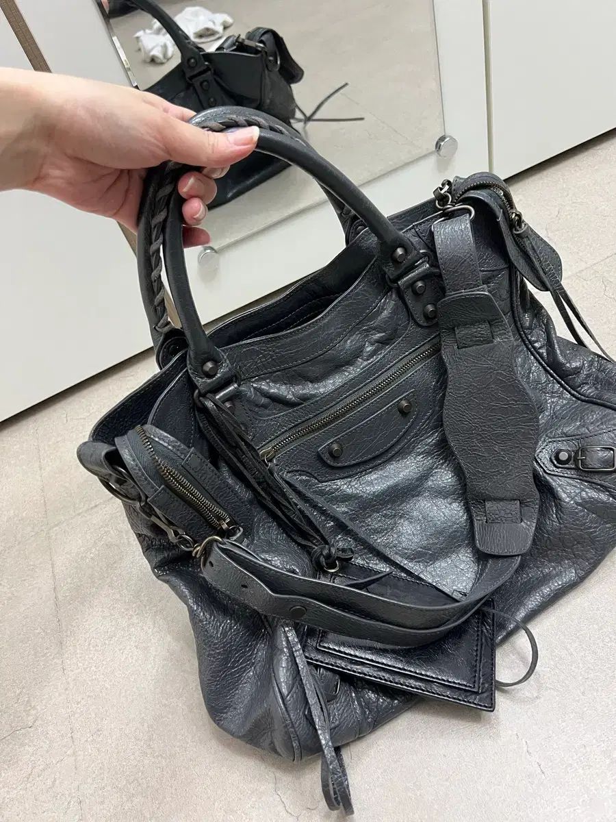 バレンシアガ モーターバッグ グレー