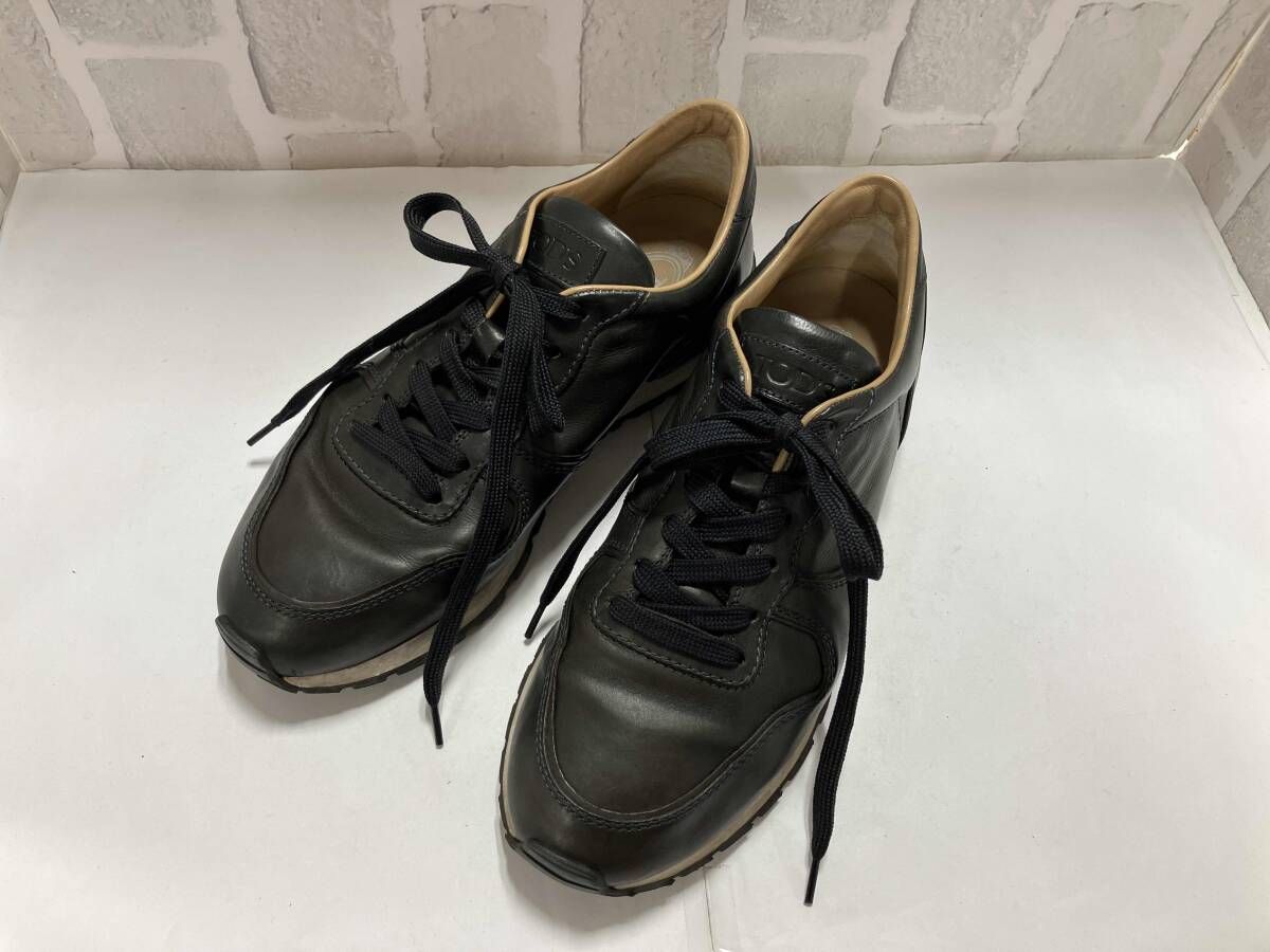 TOD'S トッズ レザースニーカー ローカット ブラック 通年
