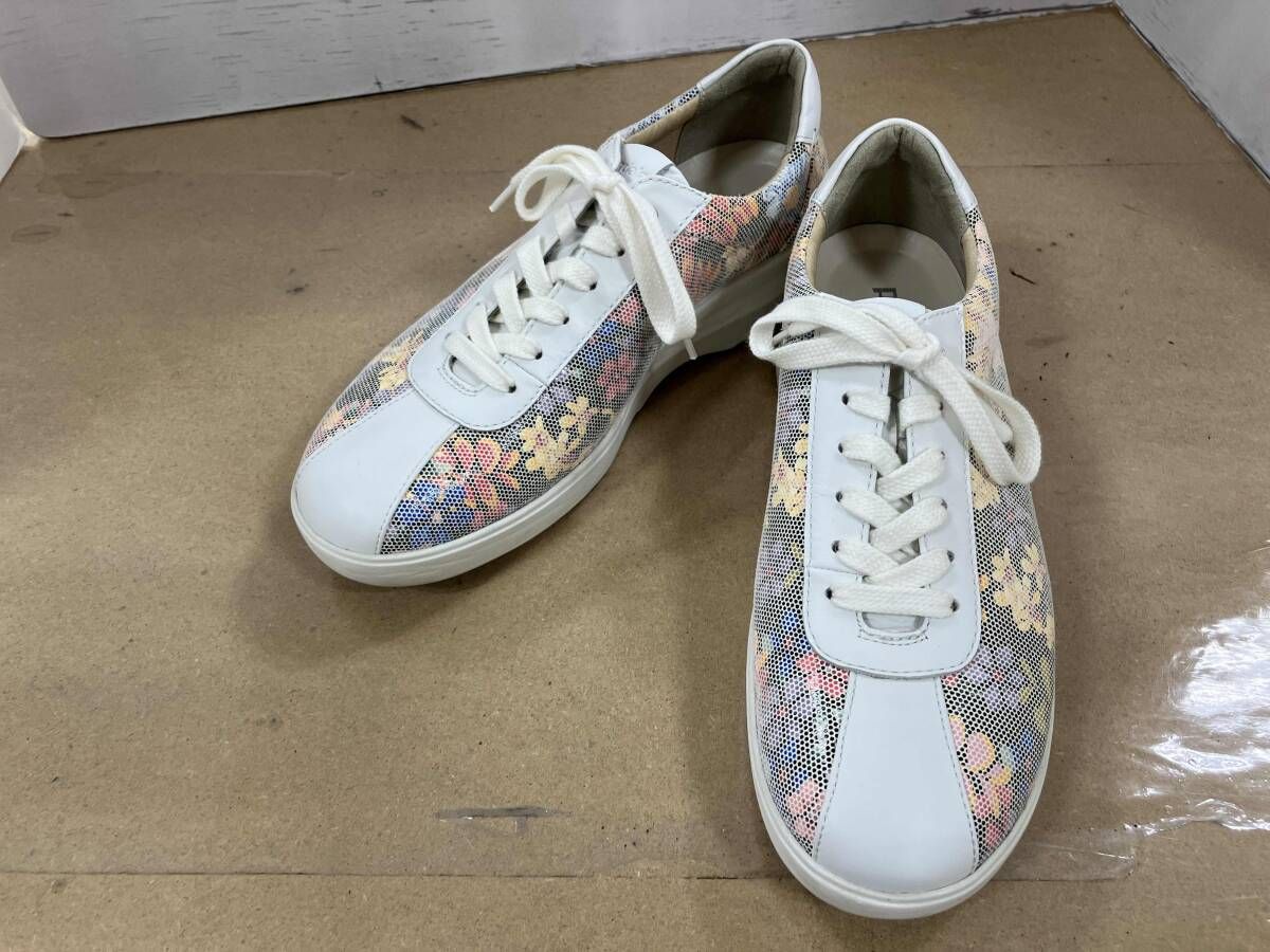 ASICS アシックス pedala 1212A023 総花柄プリントレザースニーカー スニーカー 花柄ベースハニカムプリント柄 24,1/2 春秋冬