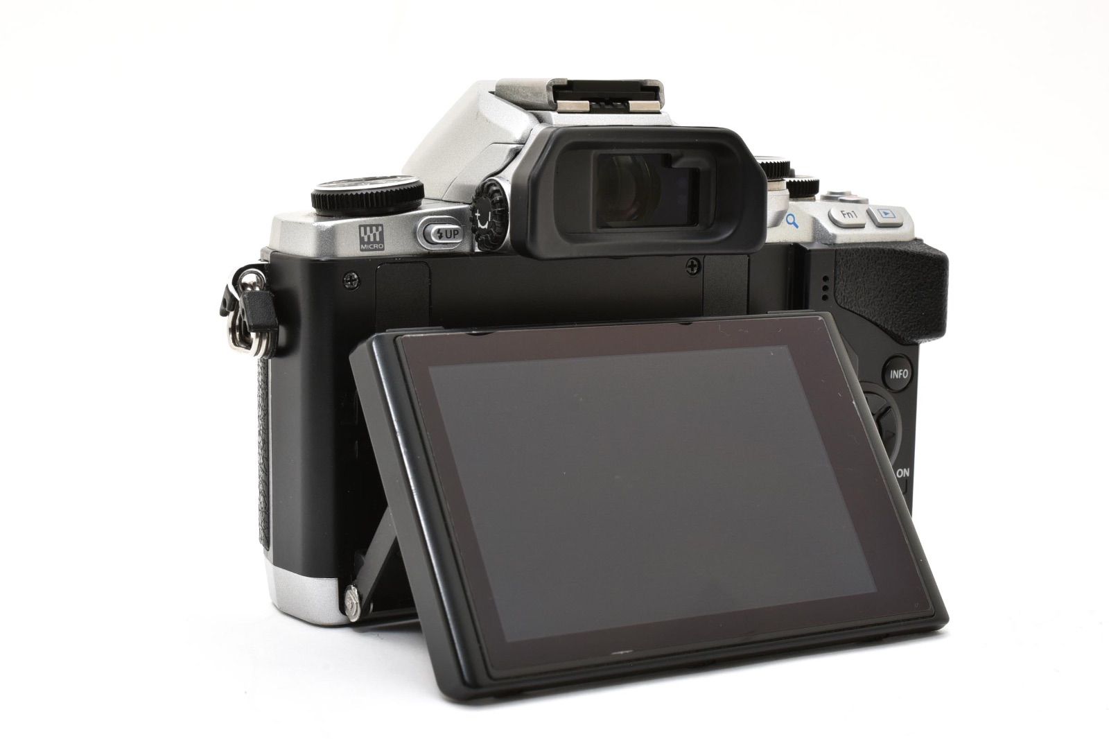 ★ショット数:4,045回!!★ OLYMPUS オリンパス OM-D E-M10 ボディ シルバー ミラーレス一眼カメラ 元箱・付属品多数 ＃4518