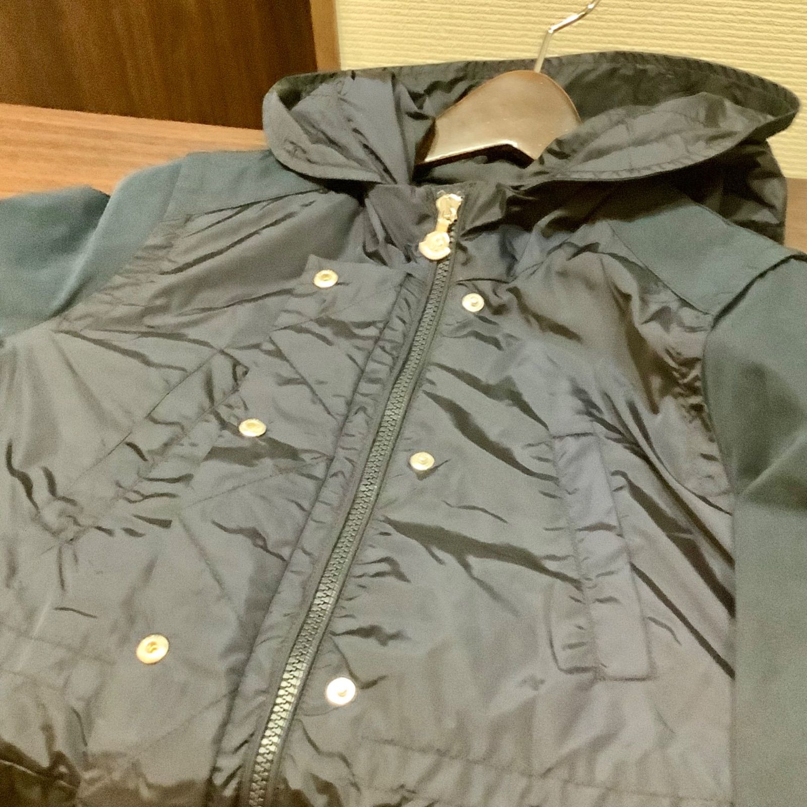 モンクレール MONCLER CLEANTHE ナイロン フリル パーカー ブルゾン