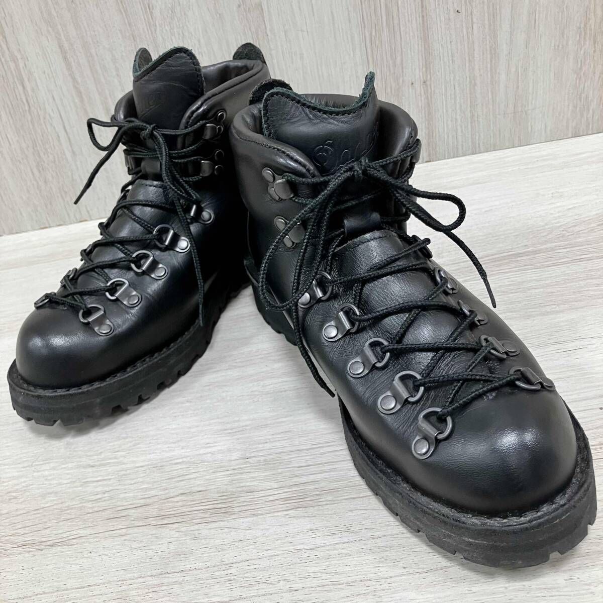 Danner マウンテンライトUS7 ブラック黒GORE-TEXダナーブーツ箱付 DANNER/トレッキングブーツ/MOUNTAIN LIGHT GORE-TEX ダナー