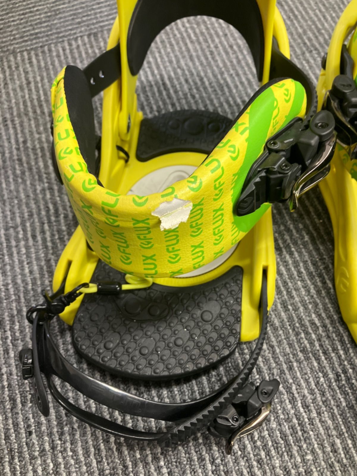FLUX フラックス スノーボードビンディング バインディング イエロー