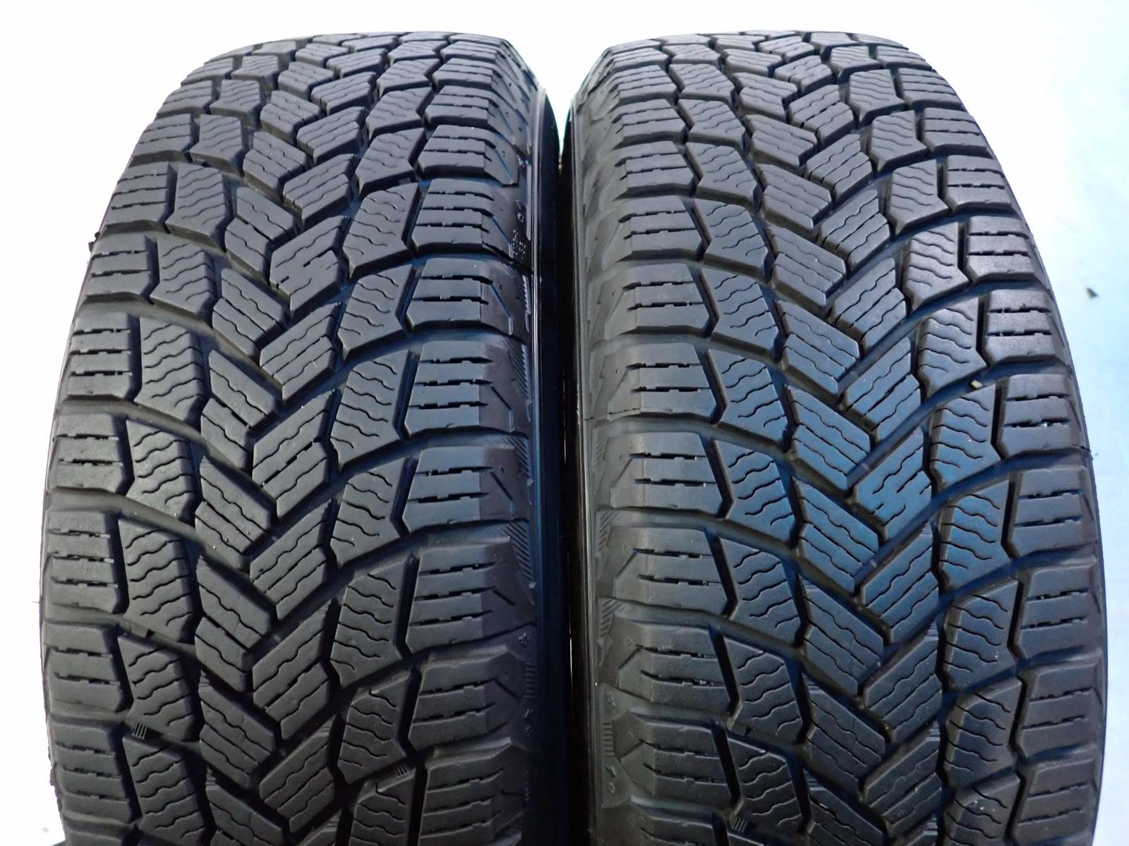 フィット/ヤリス/ノート等 バリ溝 送料無料 iG60 185/60R15 4本 冬4本SET 会社宛 送料無料 185/60R15×6J 88H ミシュラン X-ICE SNOW