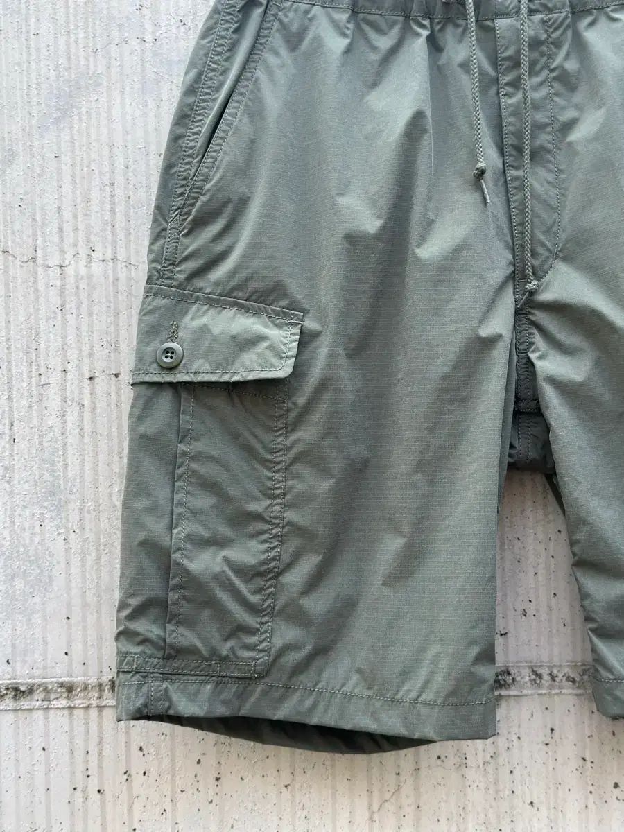 BEAMS PLUS x Sage De Cret ナイロン 6ポケット リップストップ カーゴ トップス