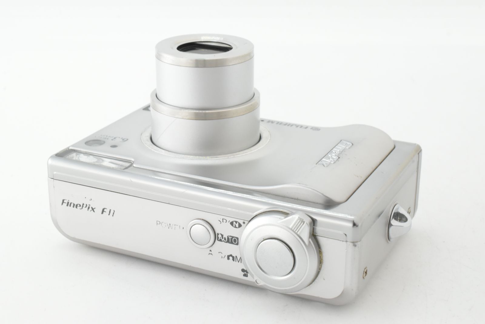 Fujifilm FinePix F11 6.3MP Digital Camera Tested 富士フィルム コンパクトデジタルカメラ シルバー EF-TN-JP2537