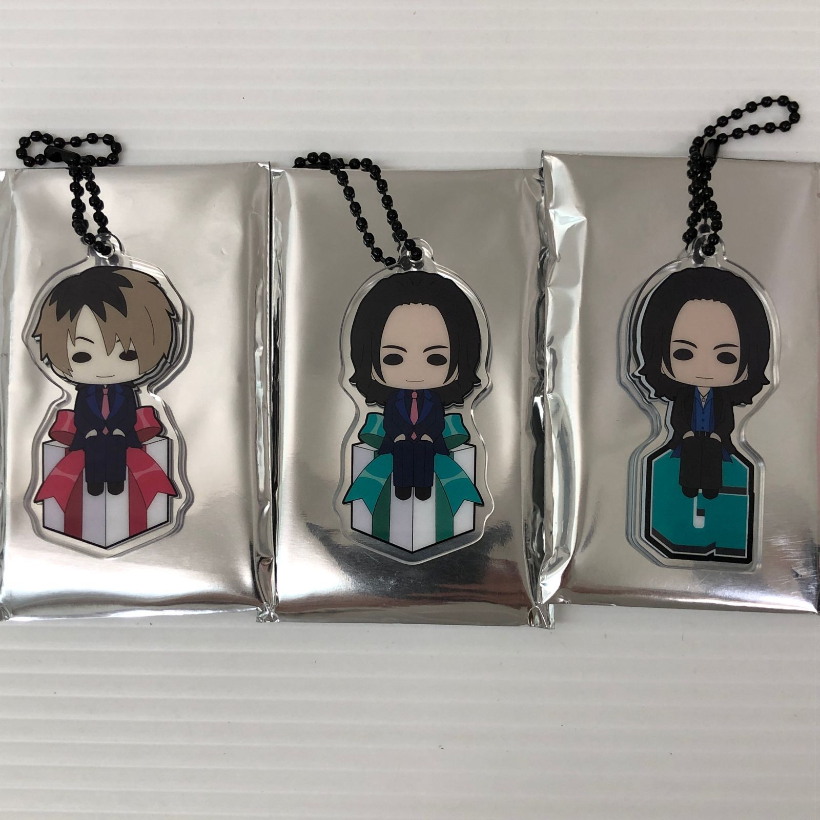 □GLAY TERU TAKURO すわりんこアクリルキーホルダーコレクション 3種