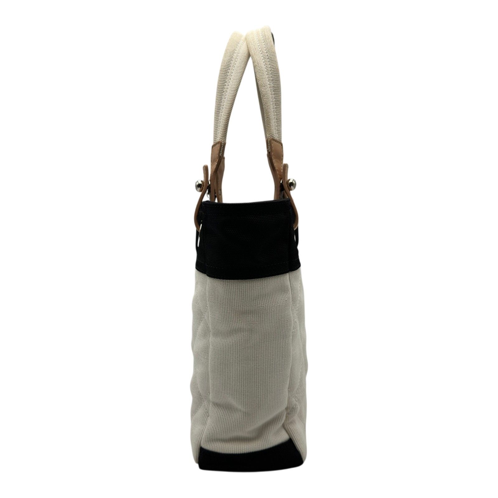 シャネル CHANEL パリビアリッツトートPM A34208 13番台 ホワイト/ブラック キャンバス/レザー レディース トートバッグ シャネル CHANEL パリビアリッツトートPM A34208 13番台 ホワイト/ブラック キャンバス/レザー レディース トートバッグ