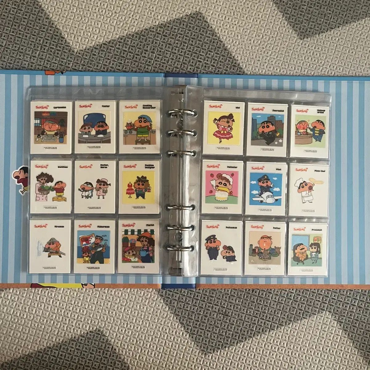 クレヨンしんちゃん コレクトBOOK&ティブティブシール 69個 まとめ売り クレヨンしんちゃん コレクトBOOK&ティブティブシール 69個 まとめ売り