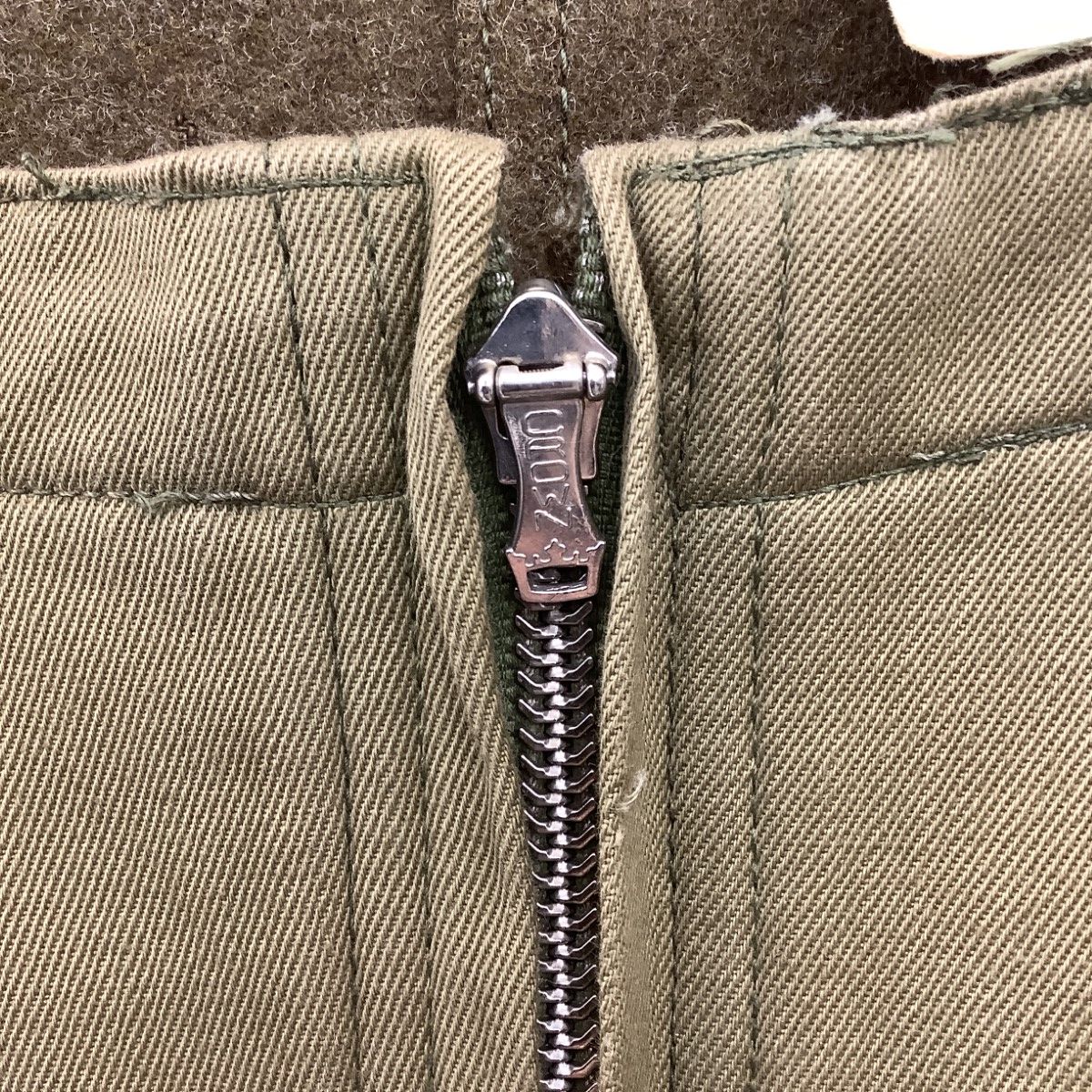 US.ARMY アメリカ軍 Vintage 40s タンカーストラウザーズ 月桂樹ボタン DEAD STOCK ミリタリーカーキ