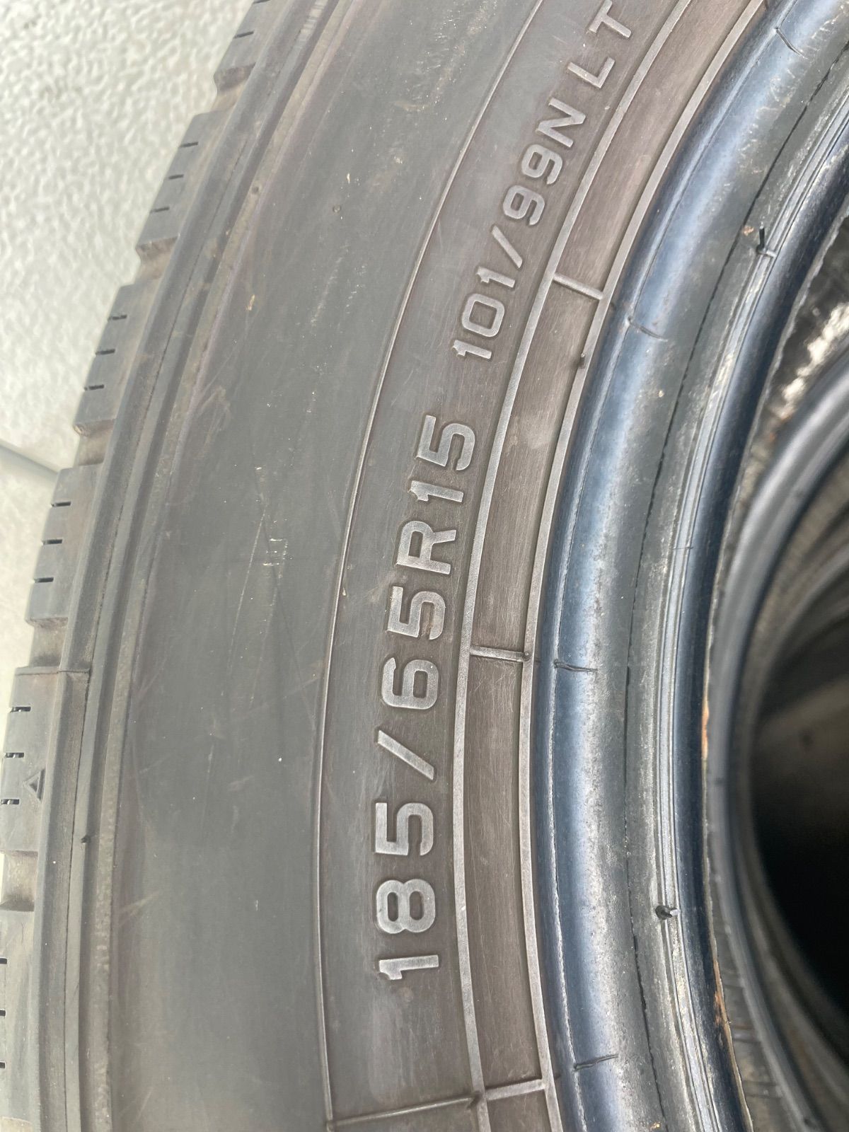 ダンロップ エナセーブ SPLT50 185/65R15 101/109N 4本 185/85R16 111/109N 2本　中古