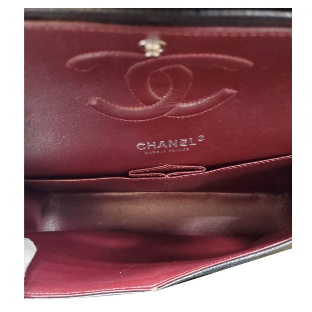 【中古】シャネル CHANEL キャビアスキン マトラッセWフラップ チェーンショルダー 25 ブラック SV金具/MA2402001