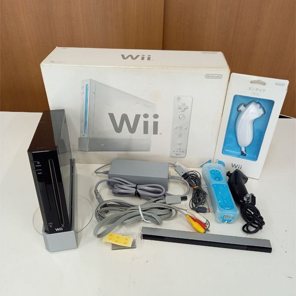 Wii ブラック 本体セット 新品未開封ヌンチャク 箱付き #m00481 - メルカリ