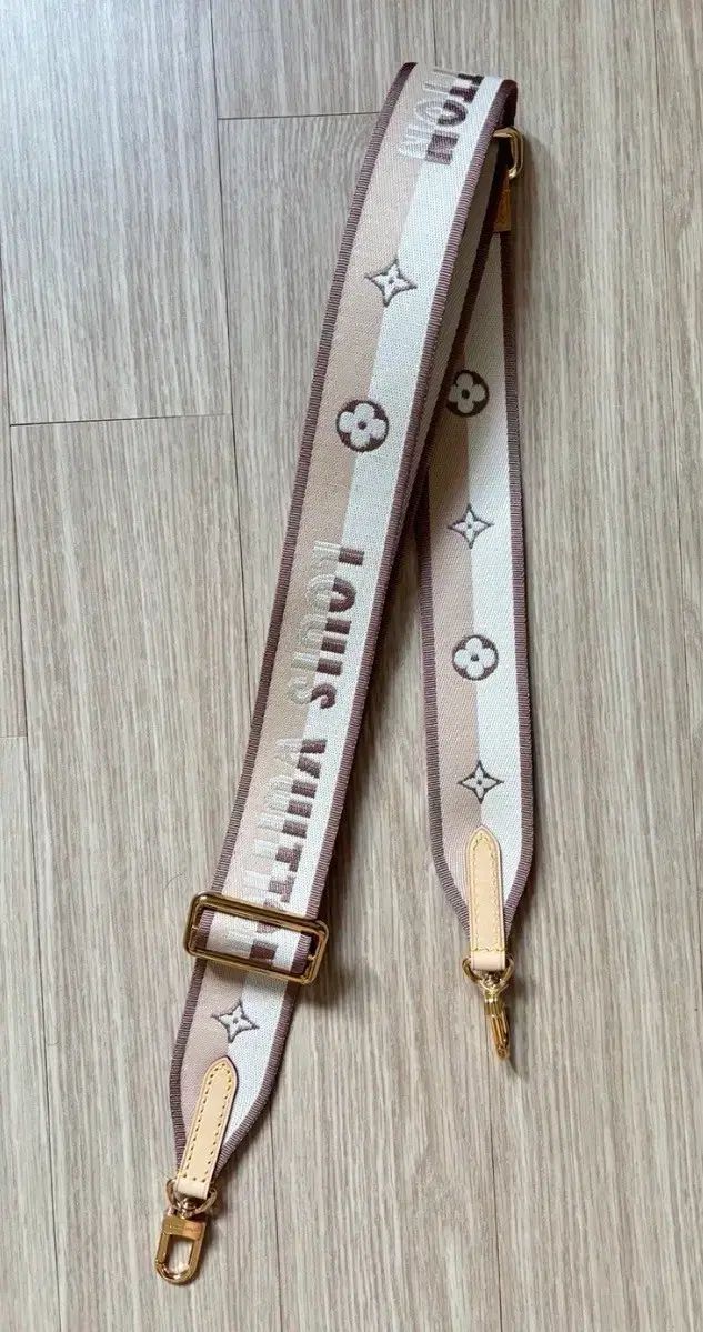 正規品>新品>Louis Vuitton ルイヴィトン 반둘리에 ベージュ