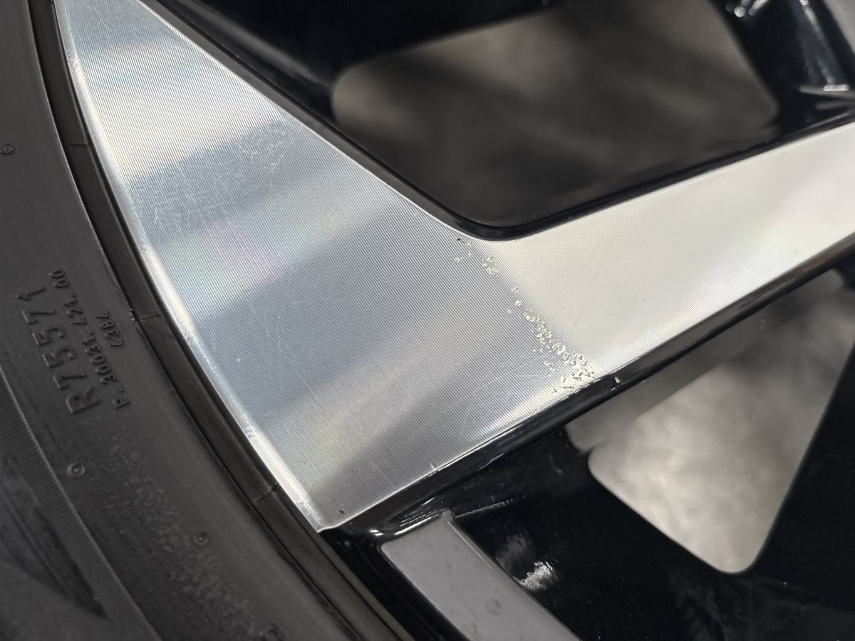 【バリ溝】ミツビシ GN0W アウトランダー PHEV 純正 20in 8J +35 PCD114.3 ピレリ アイスゼロアシンメトリコ 255/45R20 スタッドレス