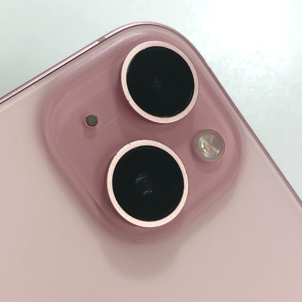 新作入荷】【美品】Apple｜iPhone 15 128GB｜SIMフリースマートフォン
