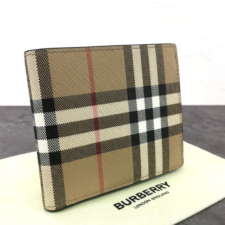 未使用品 BURBERRY 二つ折り財布 チェック 251 未使用品 BURBERRY 二つ折り財布 チェック 251 - メルカリ