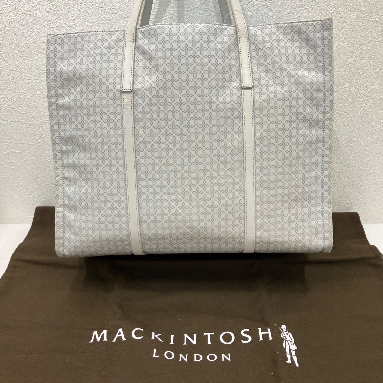 Y5098　MACKINTOSH LONDON　マッキントッシュロンドン　 トートバッグ　アンドリュー柄　総柄　グレー系　 ナイロン　レザー　レディース