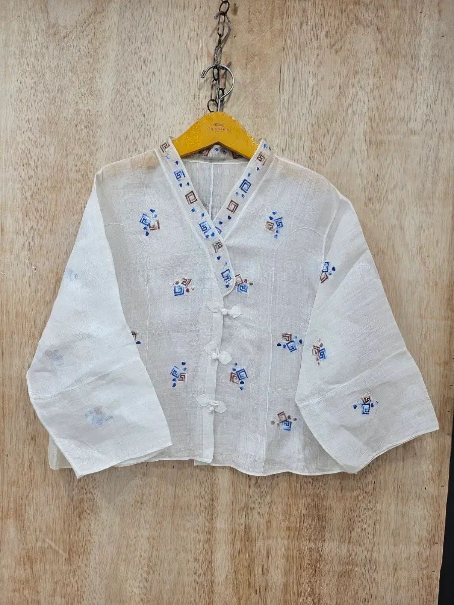 韓国製 セリネン 麻 刺繍 改良チマチョゴリ 77