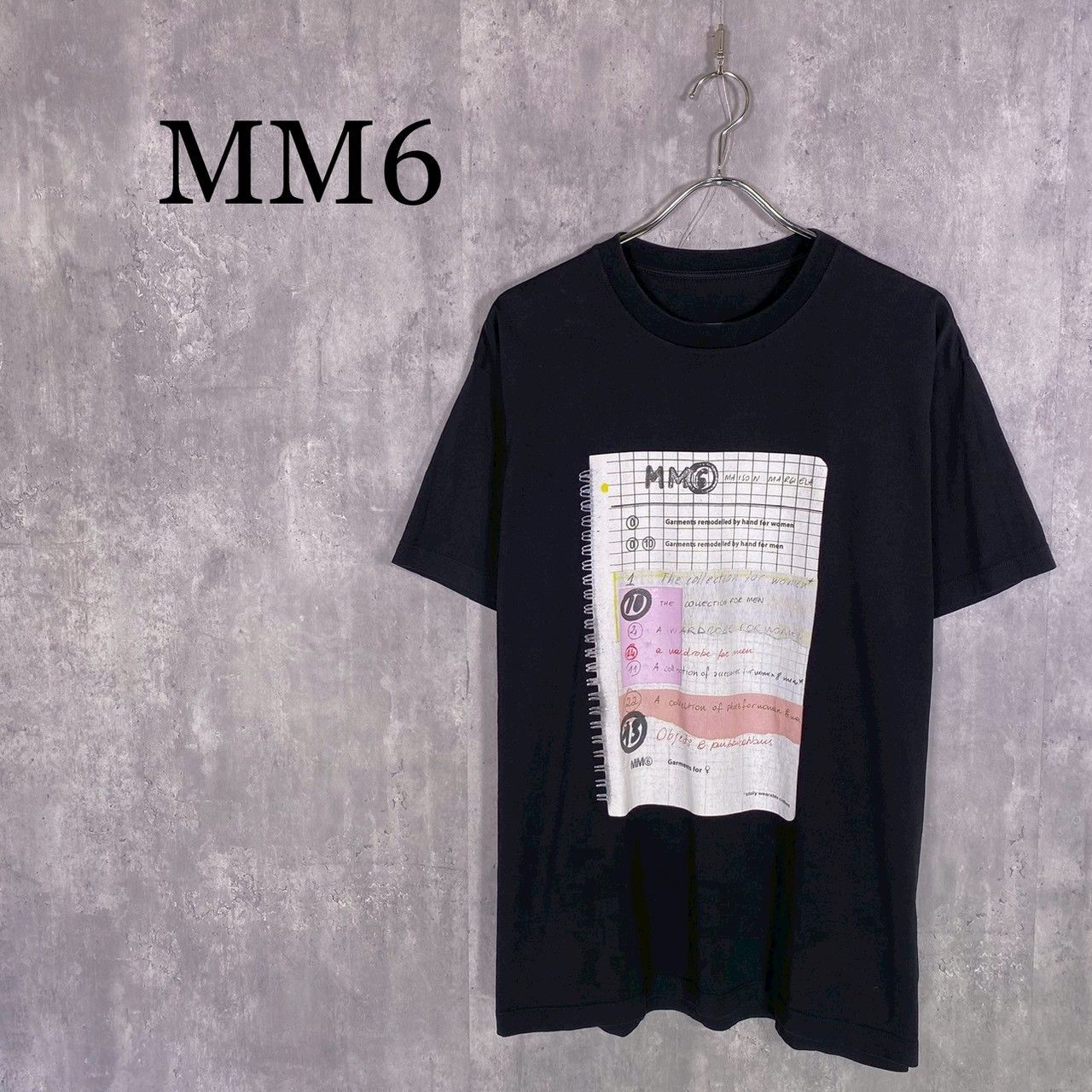 『MM6』エムエムシックス (S) ノートブックグラフィックTシャツ メンズ