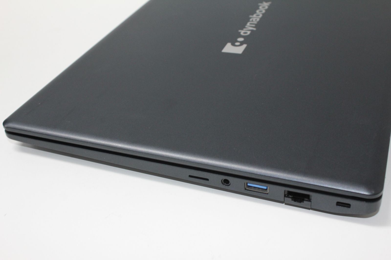 中古良品 東芝 dynabook 10世代i3 4GB 256GB WIN11 東芝 dynabook B3 第10世代i3 SSD256GB - メルカリ