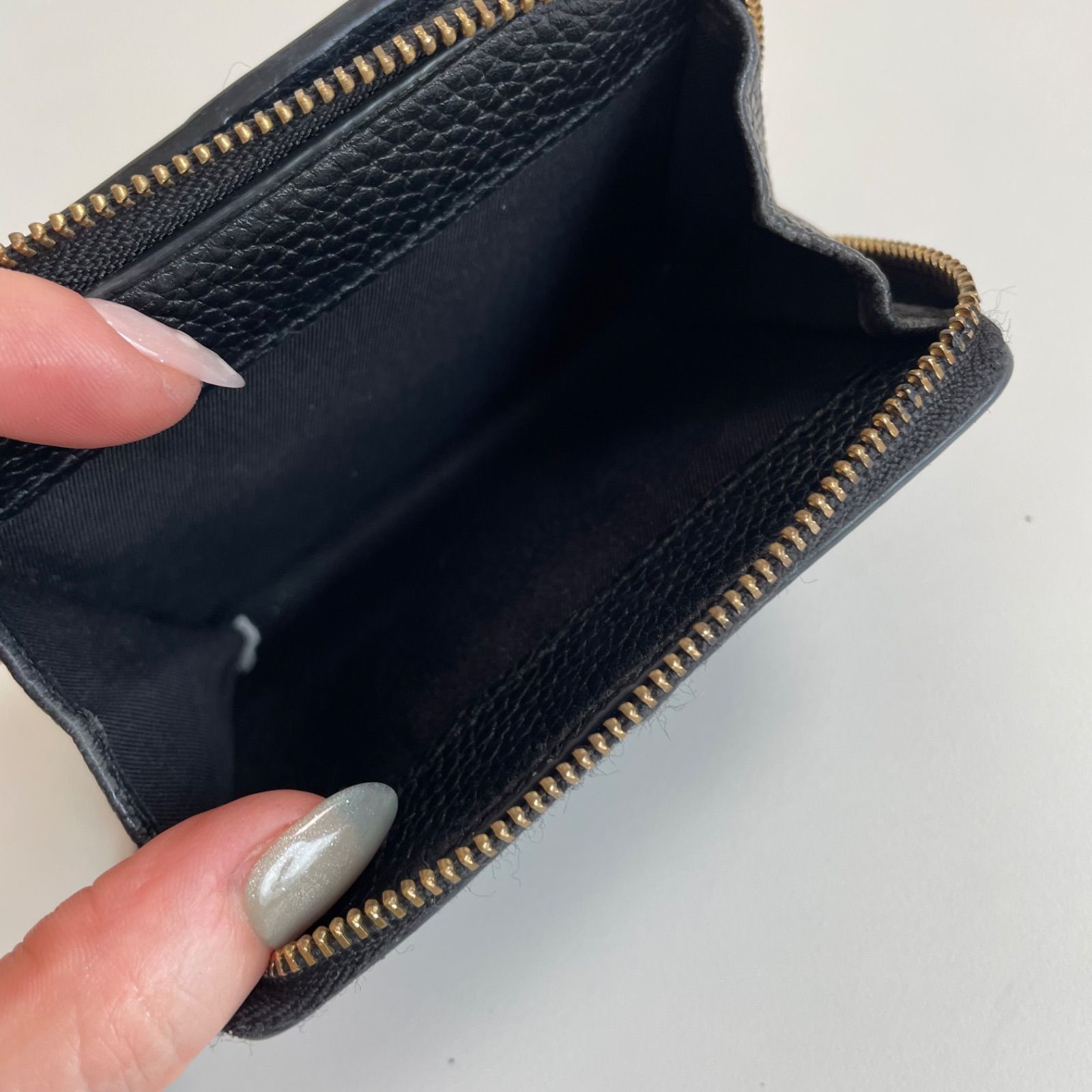 Tory Burch 二つ折り財布 ネイビー - メルカリ